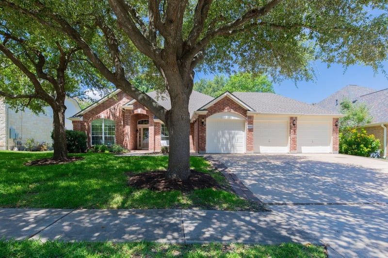 Virtual tour of 1870 Paradise Ridge DR