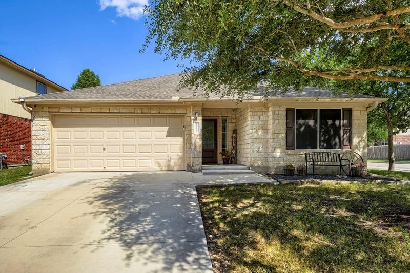 Virtual tour of 18701 Dry Pond DR