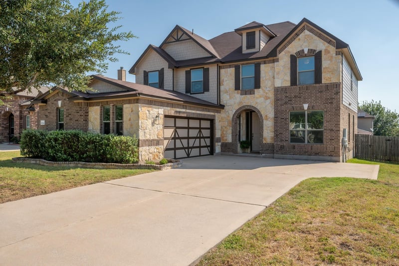 Virtual tour of 18724 Star Gazer WAY