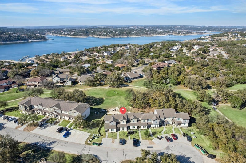Virtual tour of 18812 Nicklaus DR