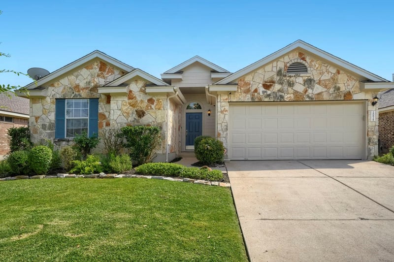 Virtual tour of 18828 Leigh LN