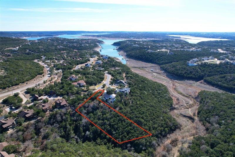 Virtual tour of 18849 Hidden Ridge Pl