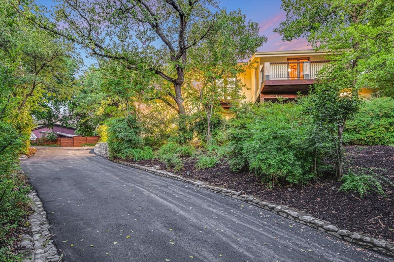 Virtual tour of 19 Sugar Shack Dr