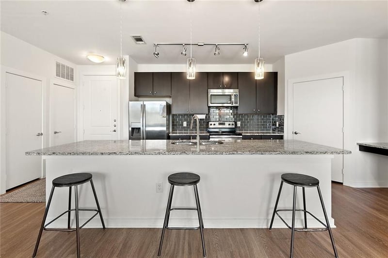 Virtual tour of 1900 Barton Springs RD Unit #5021