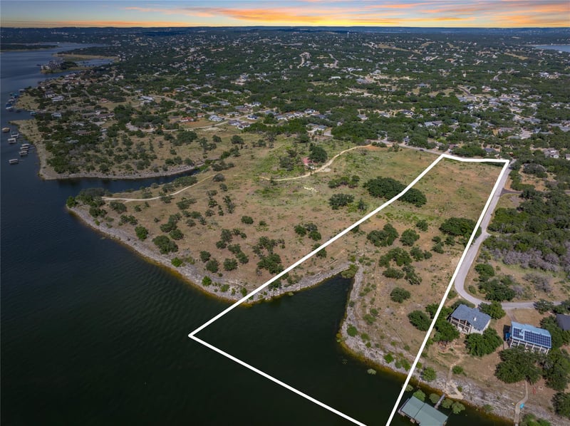Virtual tour of 1900 Patriot DR
