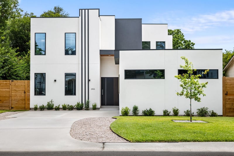 Virtual tour of 1901 W Saint Johns Ave
