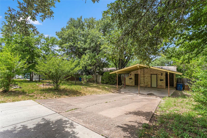 Virtual tour of 1902 Westridge DR