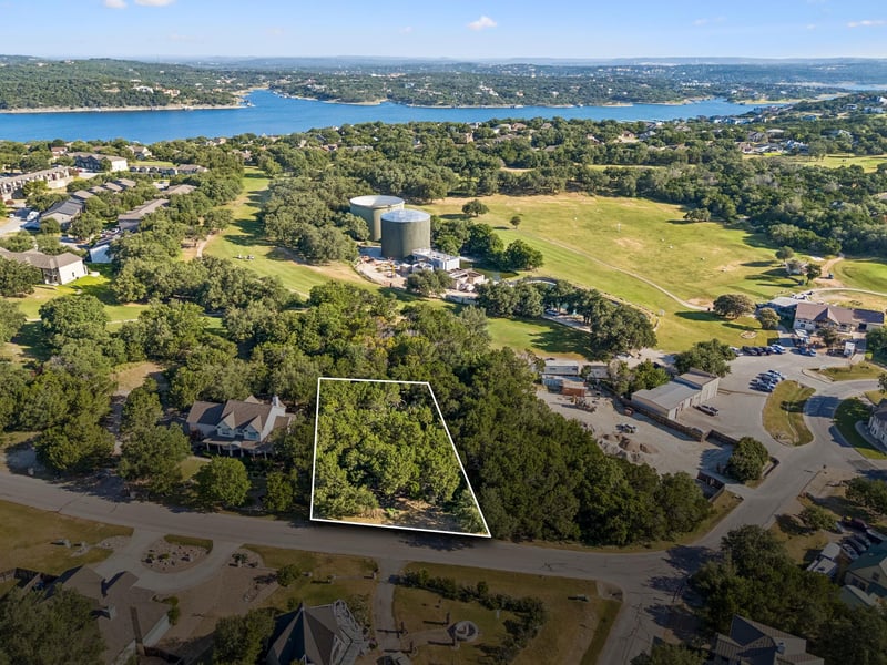 Virtual tour of 19047 Venture DR