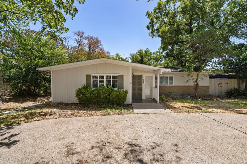 Virtual tour of 1905 Robinhood TRL