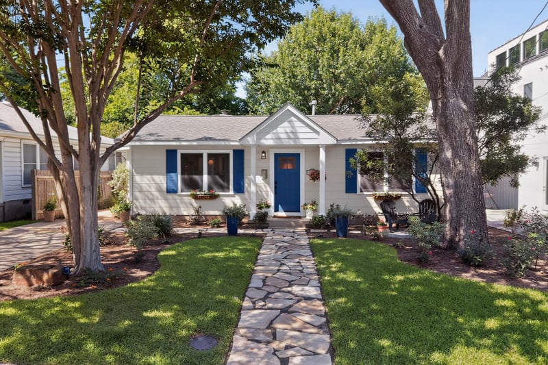 Virtual tour of 1906 Collier St