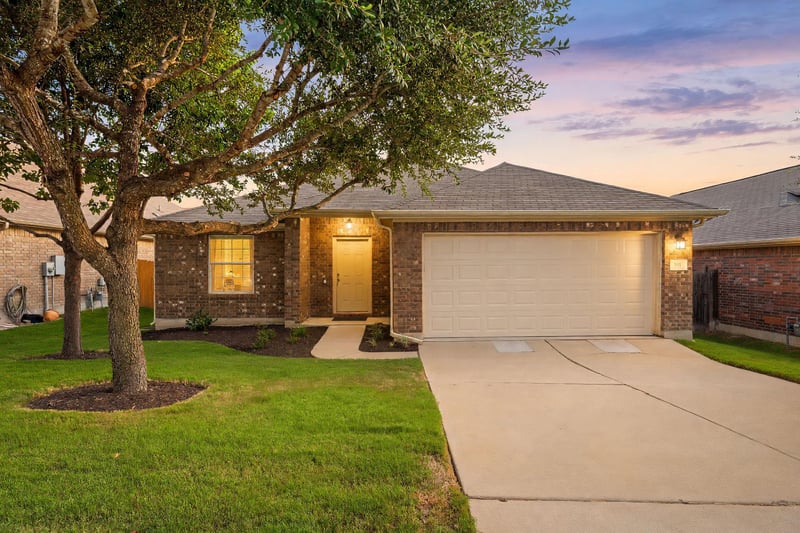 Virtual tour of 191 Lavender Ln