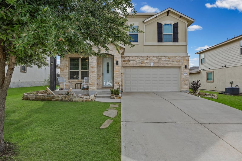 Virtual tour of 19113 Rookery Trl