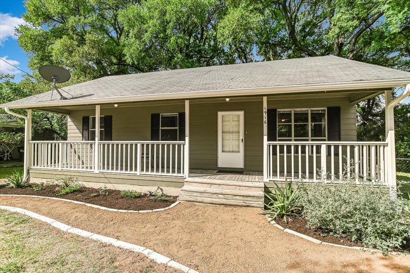 Virtual tour of 1916 Casa Grande DR