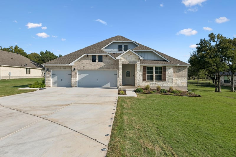 Virtual tour of 192 Tom Kite Dr