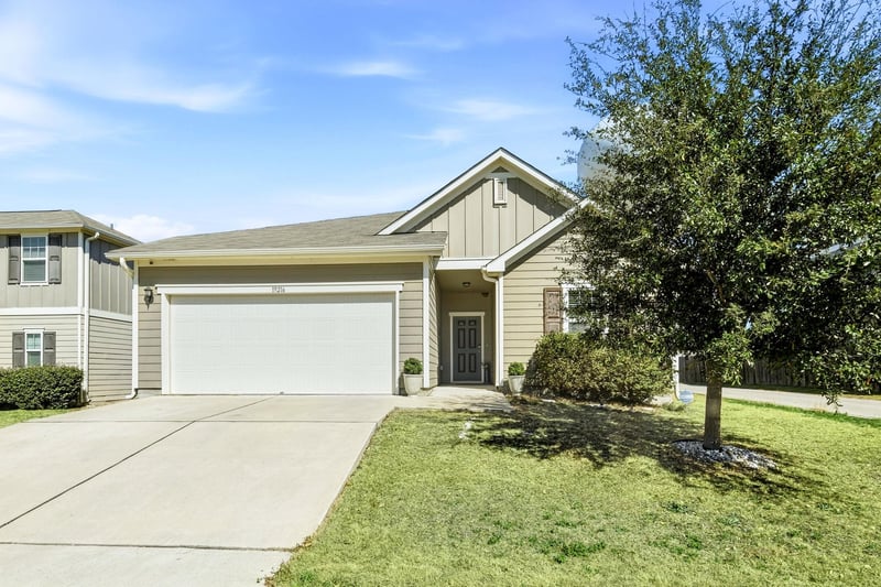 Virtual tour of 19216 Nathan Scott WAY