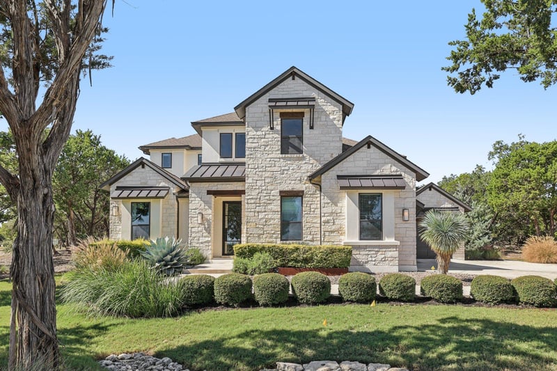 Virtual tour of 19316 Splendor CT