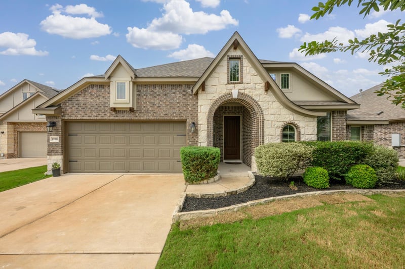 Virtual tour of 19316 Wearyall Hill LN