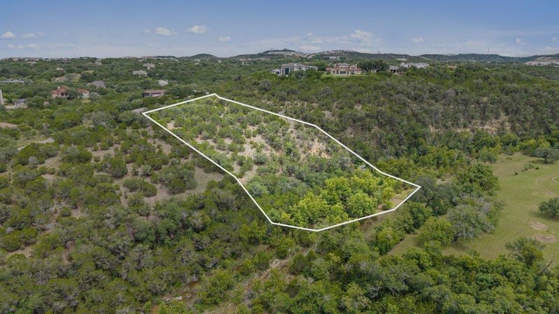 Virtual tour of 19401 Tessa Heights LN