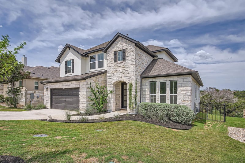 Virtual tour of 19444 Serenity Ln