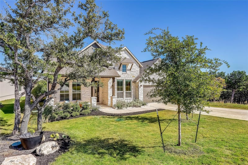 Virtual tour of 19620 Tranquility Falls Path