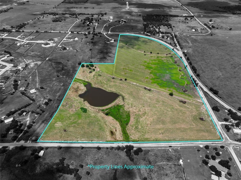 Virtual tour of 19621 FM 2115