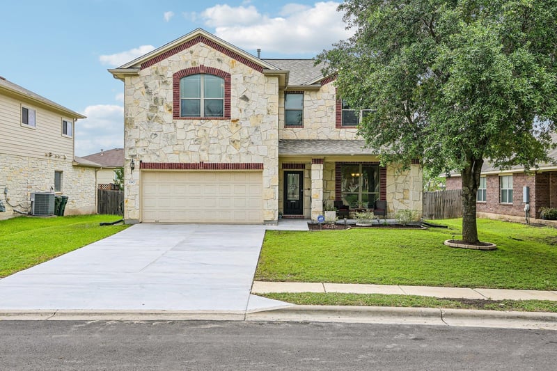 Virtual tour of 197 Bloomsbury DR