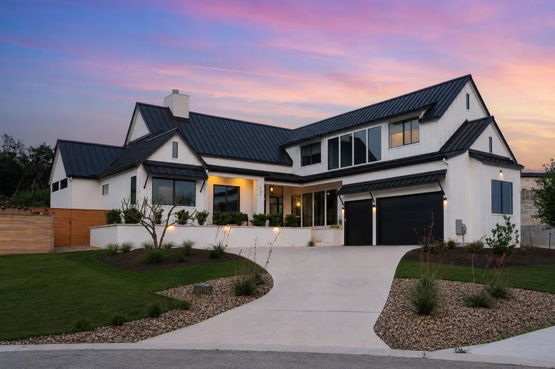 Virtual tour of 197 Evelyn CT