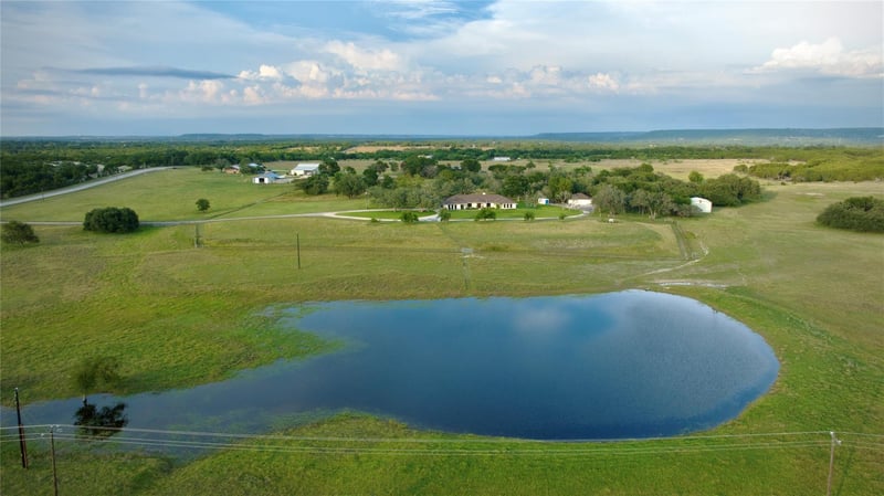 Virtual tour of 197 Live Oak Cemetery RD