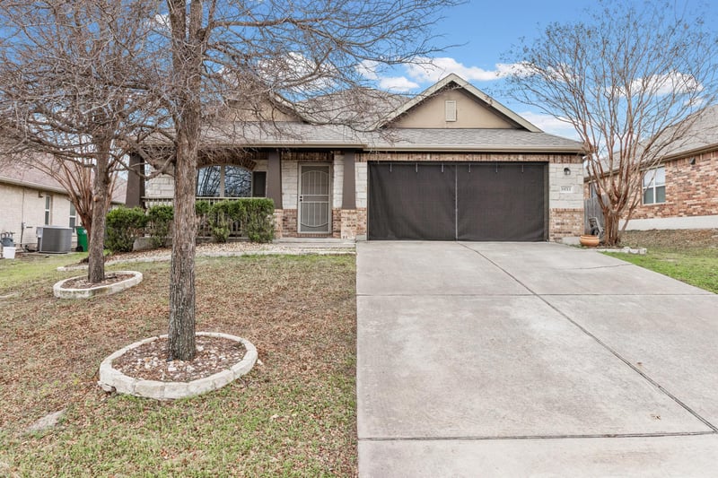 Virtual tour of 19713 Maiden Grass Dr