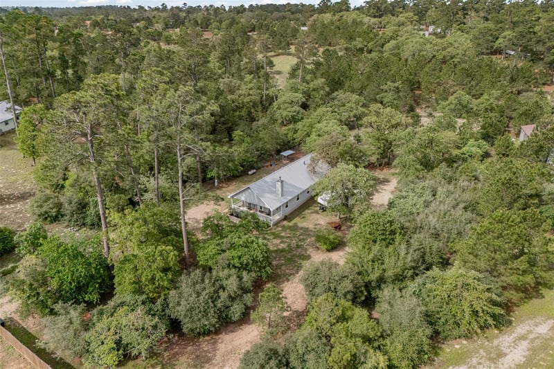 Virtual tour of 198 W Kelley RD