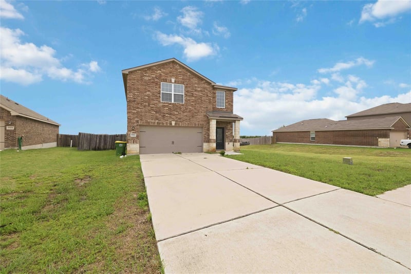 Virtual tour of 19912 Woodrow Wilson ST