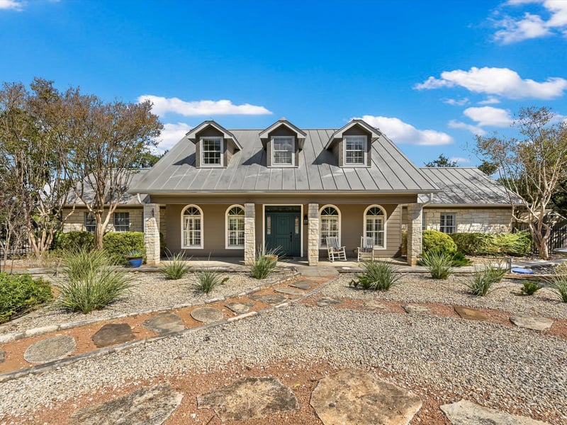Virtual tour of 20 Meridian Dr