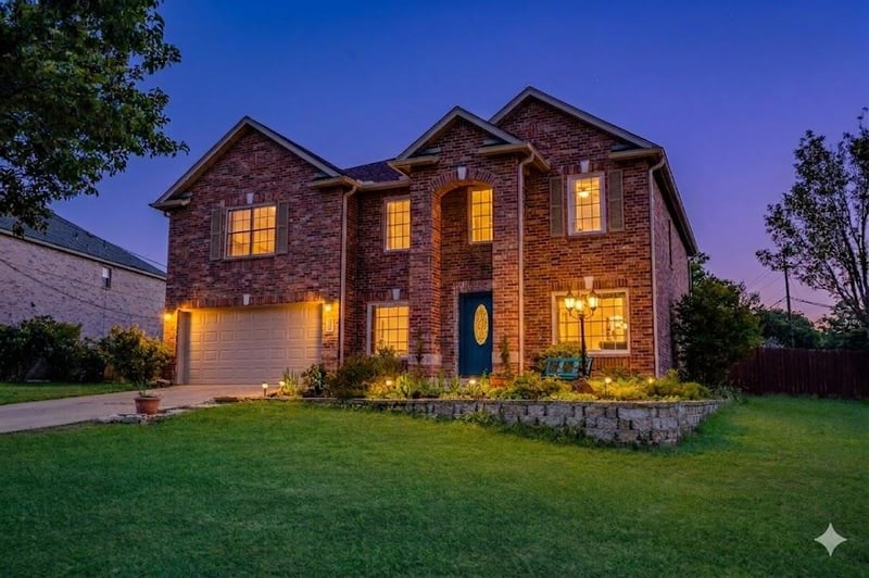Virtual tour of 200 S Prairie Ln