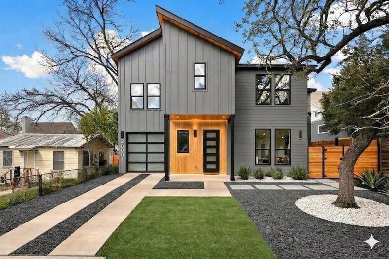 Virtual tour of 2006 Sl Davis Ave Unit #1