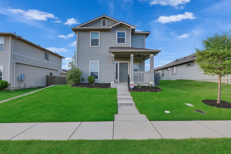 Virtual tour of 2008 Langdale Ln