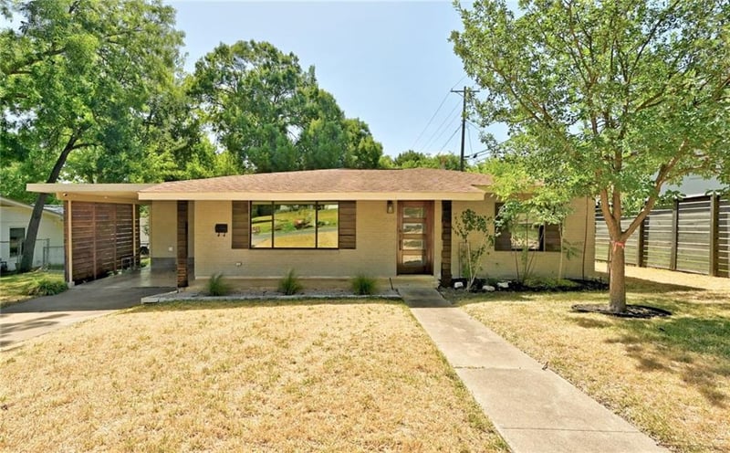 Virtual tour of 2009 Paramount Ave