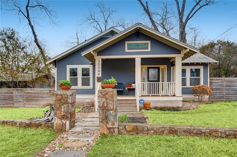 Virtual tour of 2009 S 2nd ST