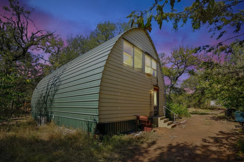 Virtual tour of 201 Deer Springs LOOP