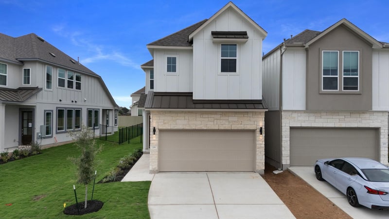 Virtual tour of 201 Flora Springs Cv