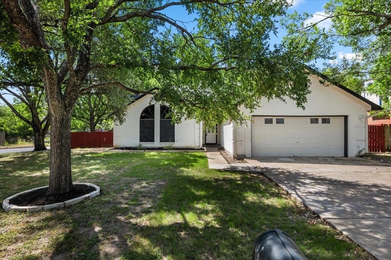 Virtual tour of 201 Susana LN