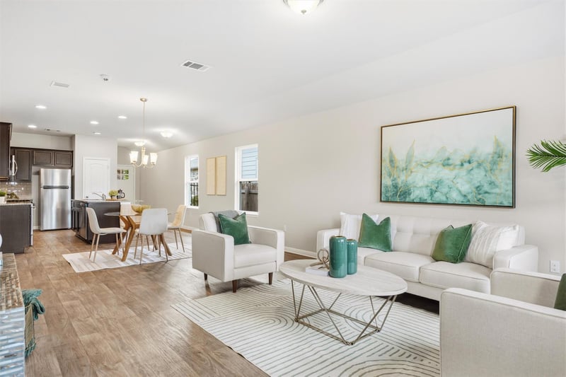Virtual tour of 201 Yoakum ST