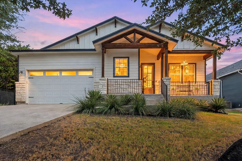 Virtual tour of 20102 Coolidge LN
