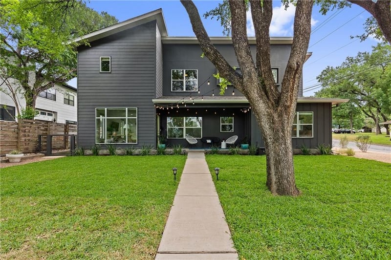 Virtual tour of 2011 Arthur Ln Unit #A