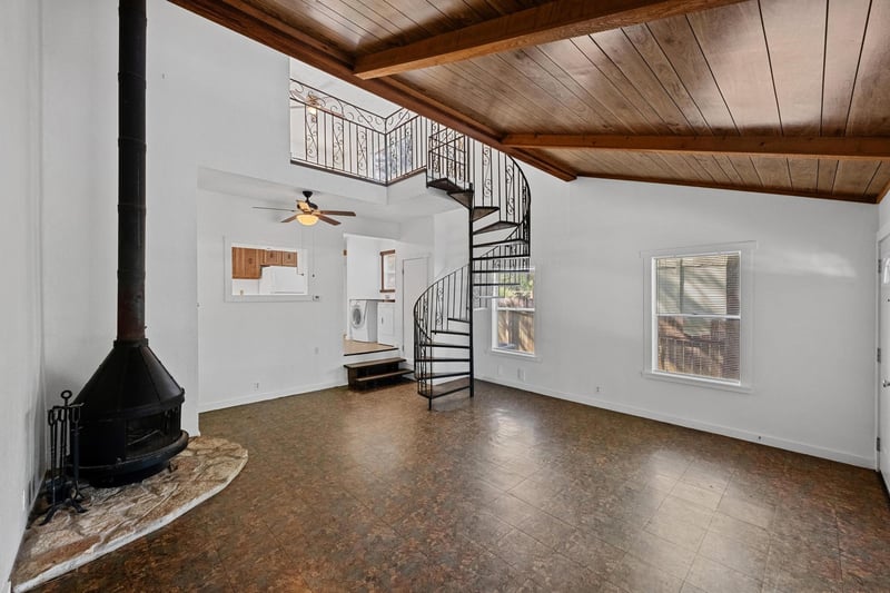 Virtual tour of 2011 Westridge DR