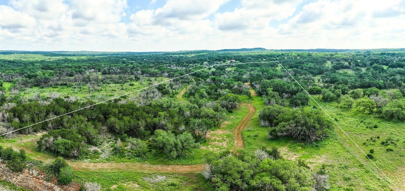 Virtual tour of 2013 Hilliard RD