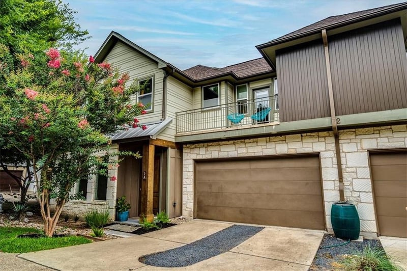 Virtual tour of 2016 Goodrich Ave Unit #2A