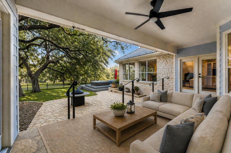 Virtual tour of 2016 Lakeway BLVD