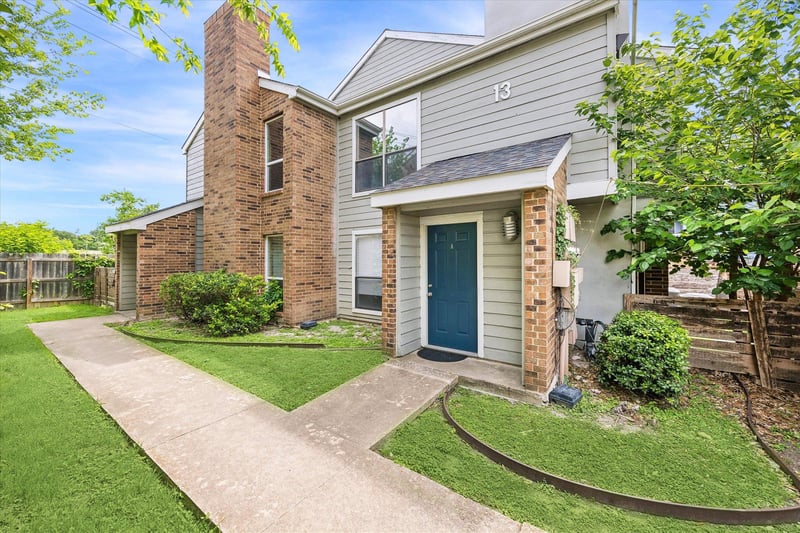 Virtual tour of 2018 W Rundberg Ln Unit #13A