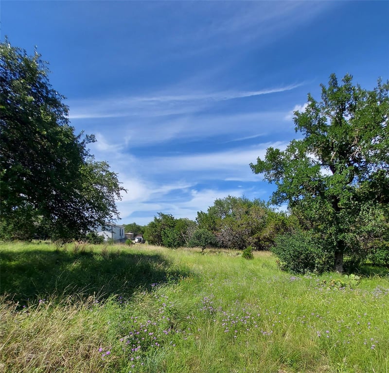 Virtual tour of 202 18th ST