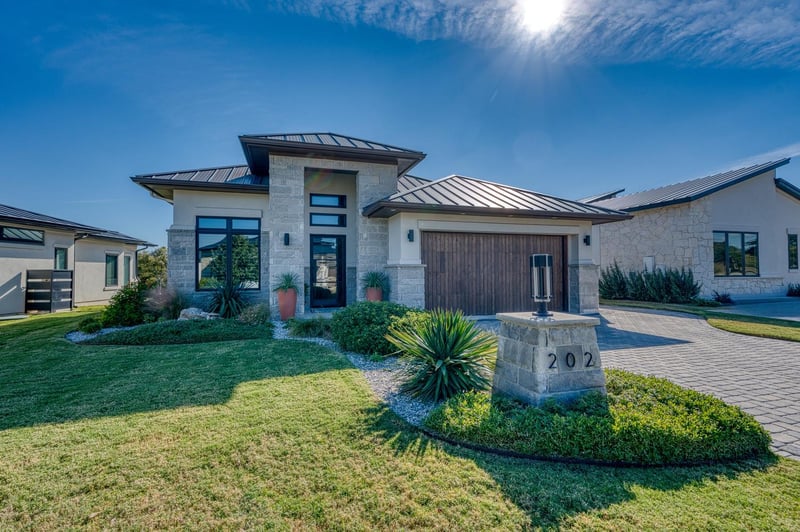 Virtual tour of 202 Azalea LOOP